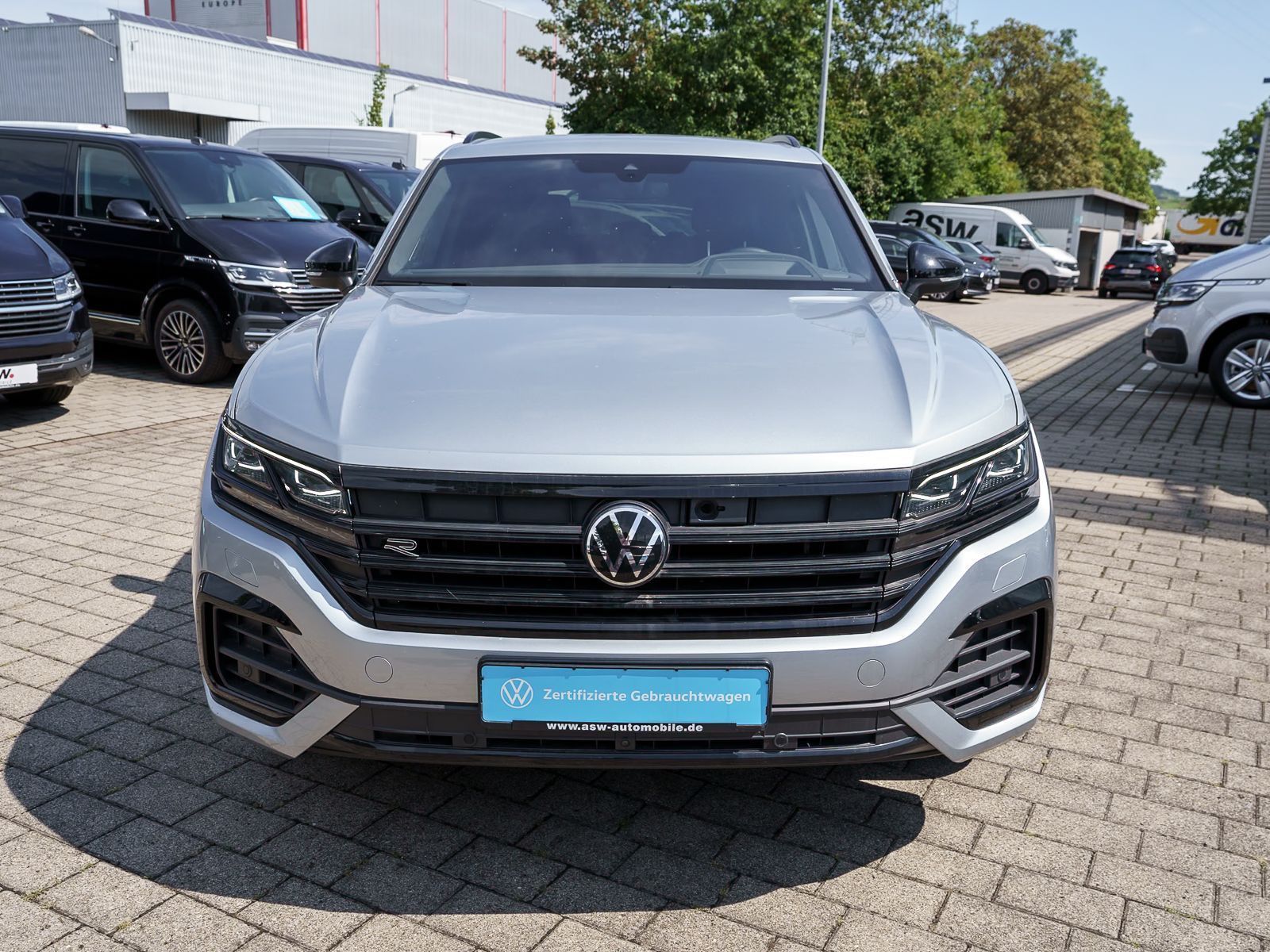 Fahrzeugabbildung Volkswagen Touareg R-Line TDI Head-up DYNAUDIO Standhz AHK