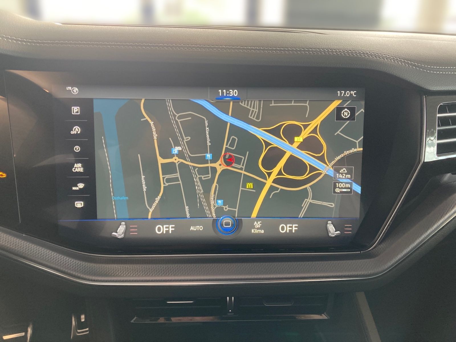 Fahrzeugabbildung Volkswagen Touareg R-Line 3.0 V6 TDI SCR 4MOTION Automatik