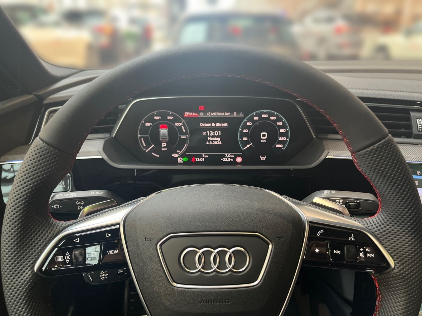 Fahrzeugabbildung Audi Q8 Sportback S-line 55 e-tron quattro 300 kW