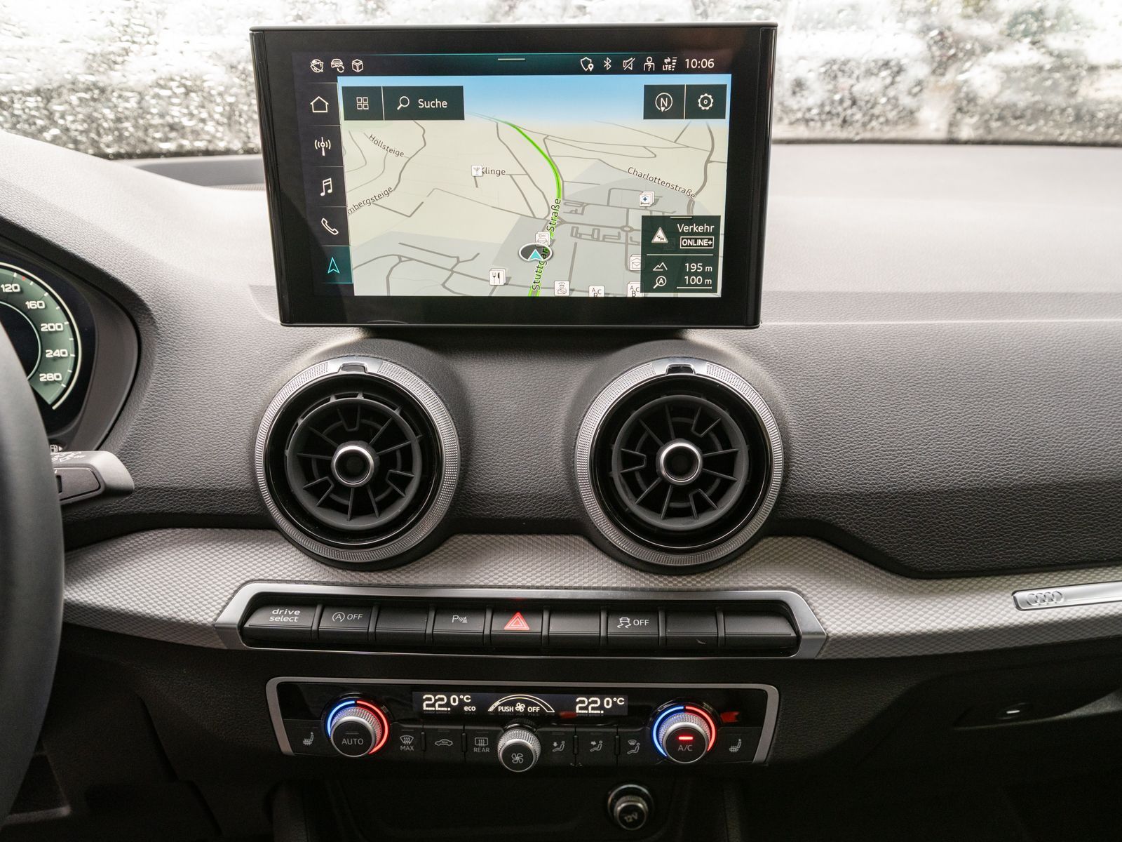 Fahrzeugabbildung Audi Q2 advanced 35TFSI Stroni NAVI LED RFK ACC LEDER