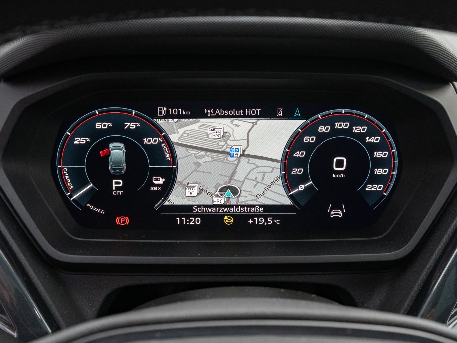 Fahrzeugabbildung Audi Q4 50 e-tron S line quattro NAVI MATRIX PANO RFK