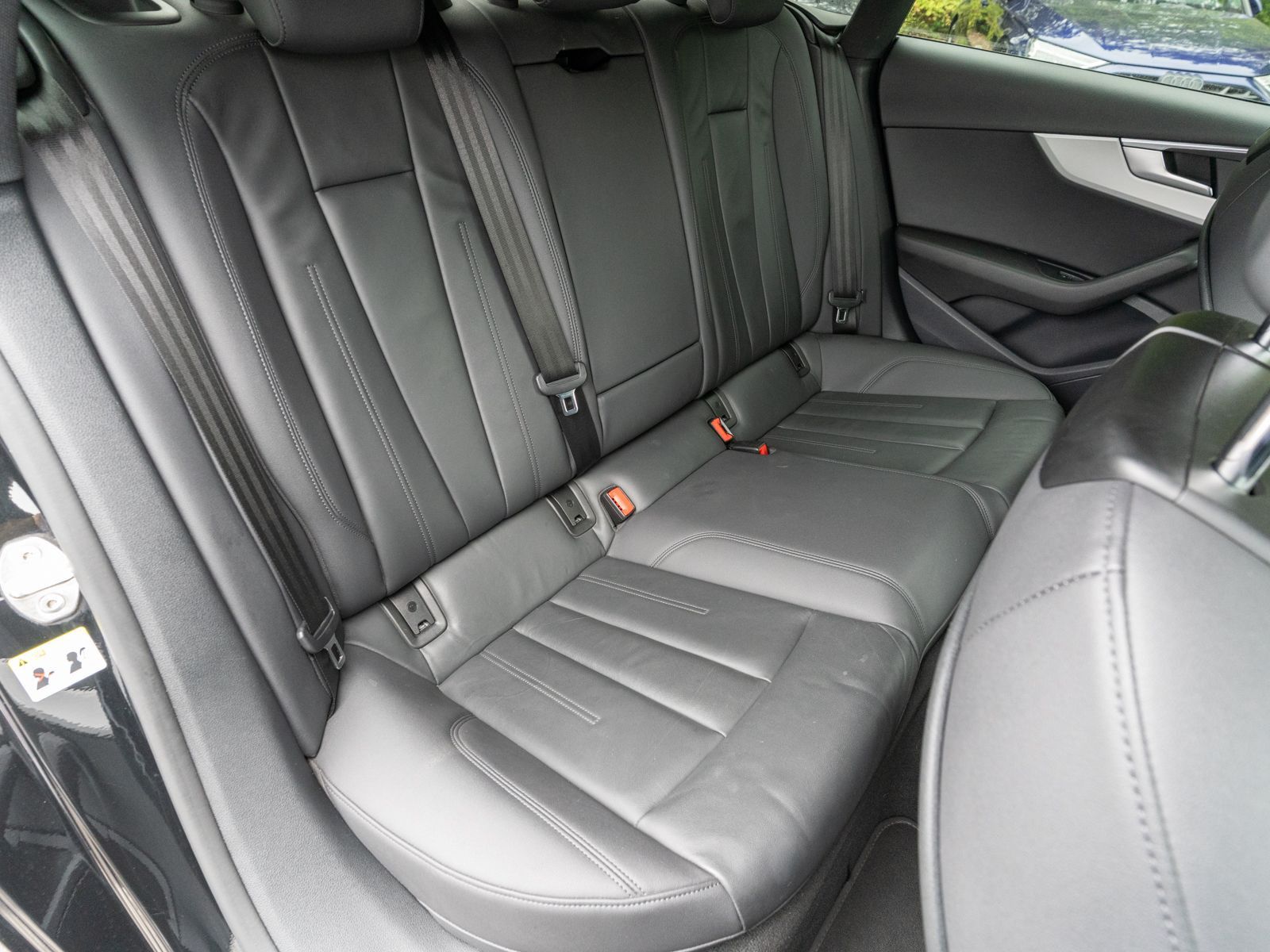 Fahrzeugabbildung Audi A5 Sportback advanced 40TDI quattro NAVI LED RFK