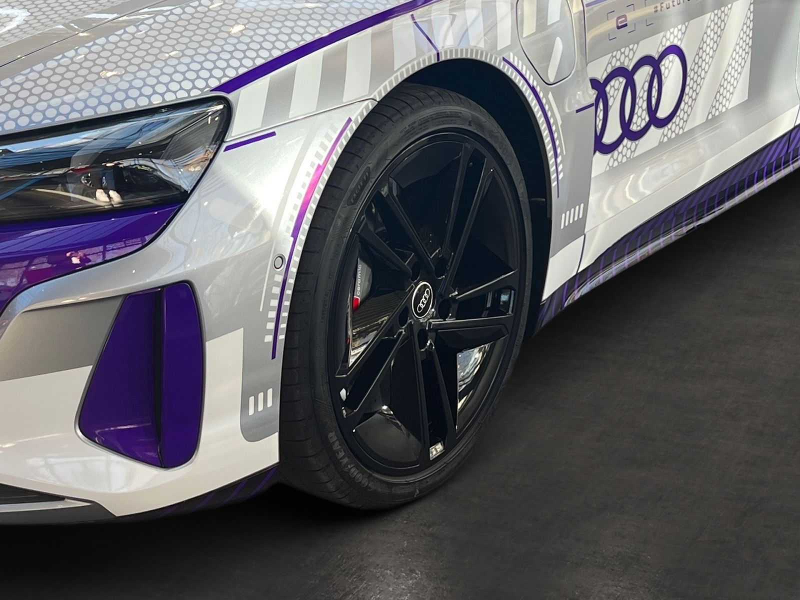 Fahrzeugabbildung Audi RS e-tron GT 440 kW 360 Grad Kam. LED Sportsitze