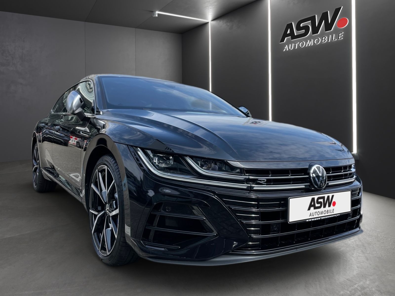 Fahrzeugabbildung Volkswagen Arteon Shooting Brake R 2.0TSI 4M DSG 360° AHK