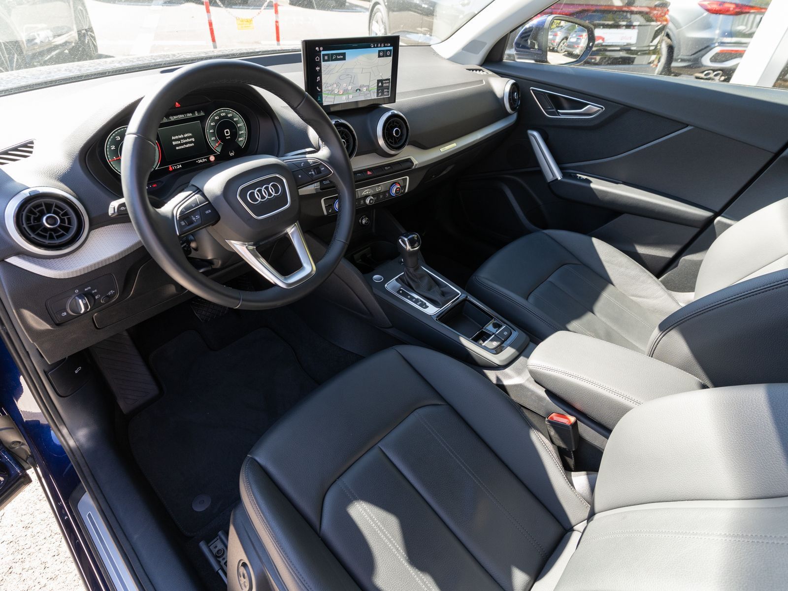 Fahrzeugabbildung Audi Q2 advanced 35TFSI Stroni NAVI LED RFK ACC LEDER