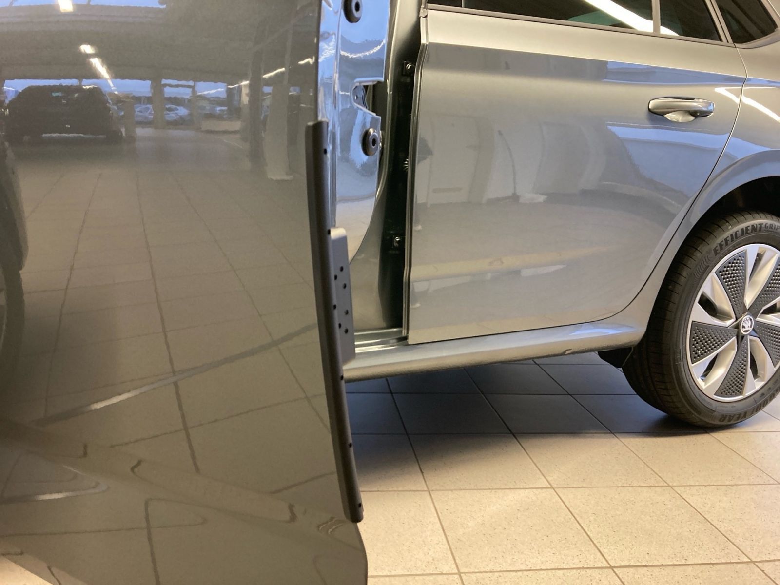 Fahrzeugabbildung SKODA Kamiq Selection 1,5TSI 150PS DSG PANO Navi ACC
