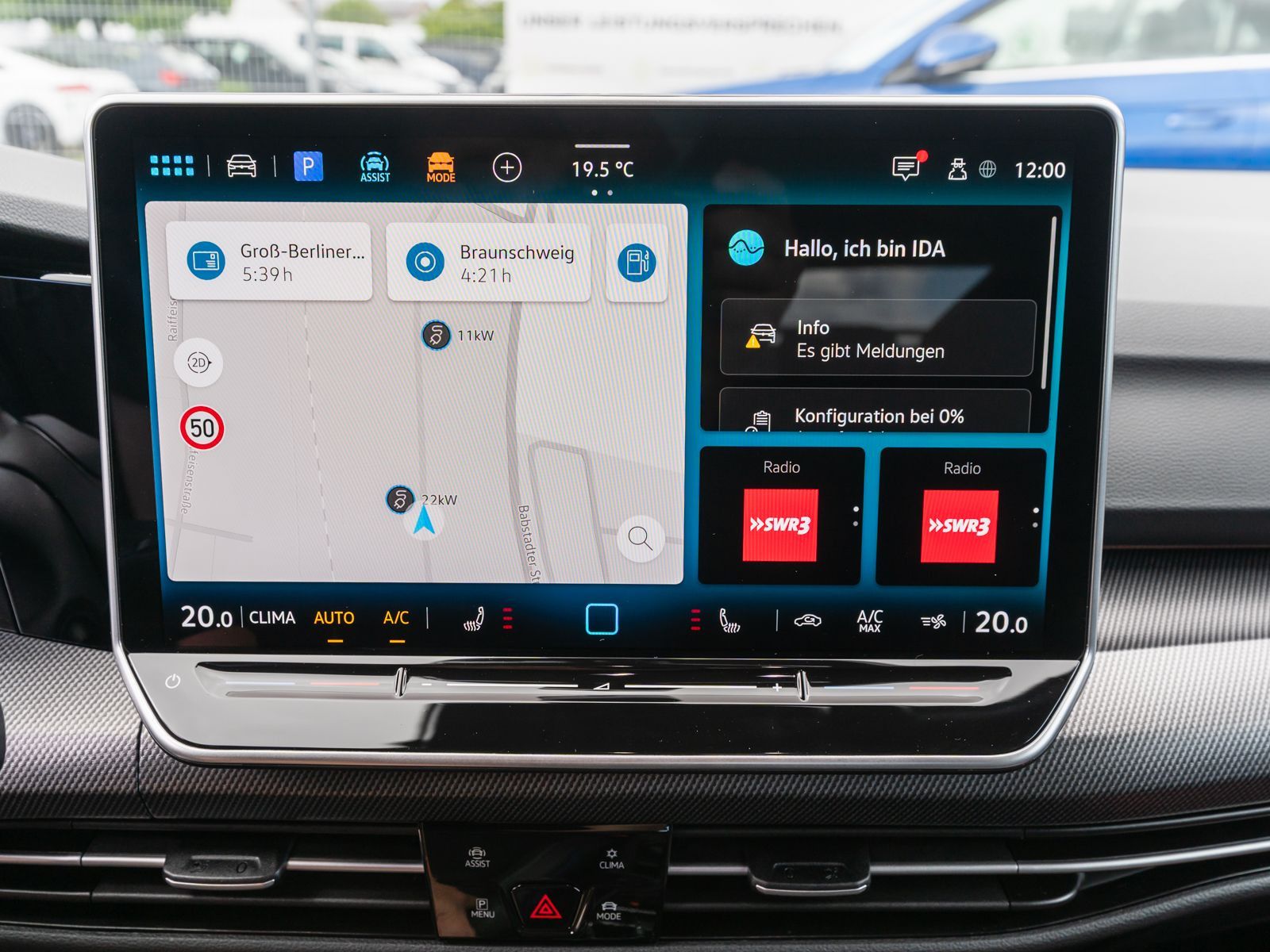 Fahrzeugabbildung Volkswagen Golf R-Line 2.0TDI DSG LED Nav RFK HUD Stdhz AHK