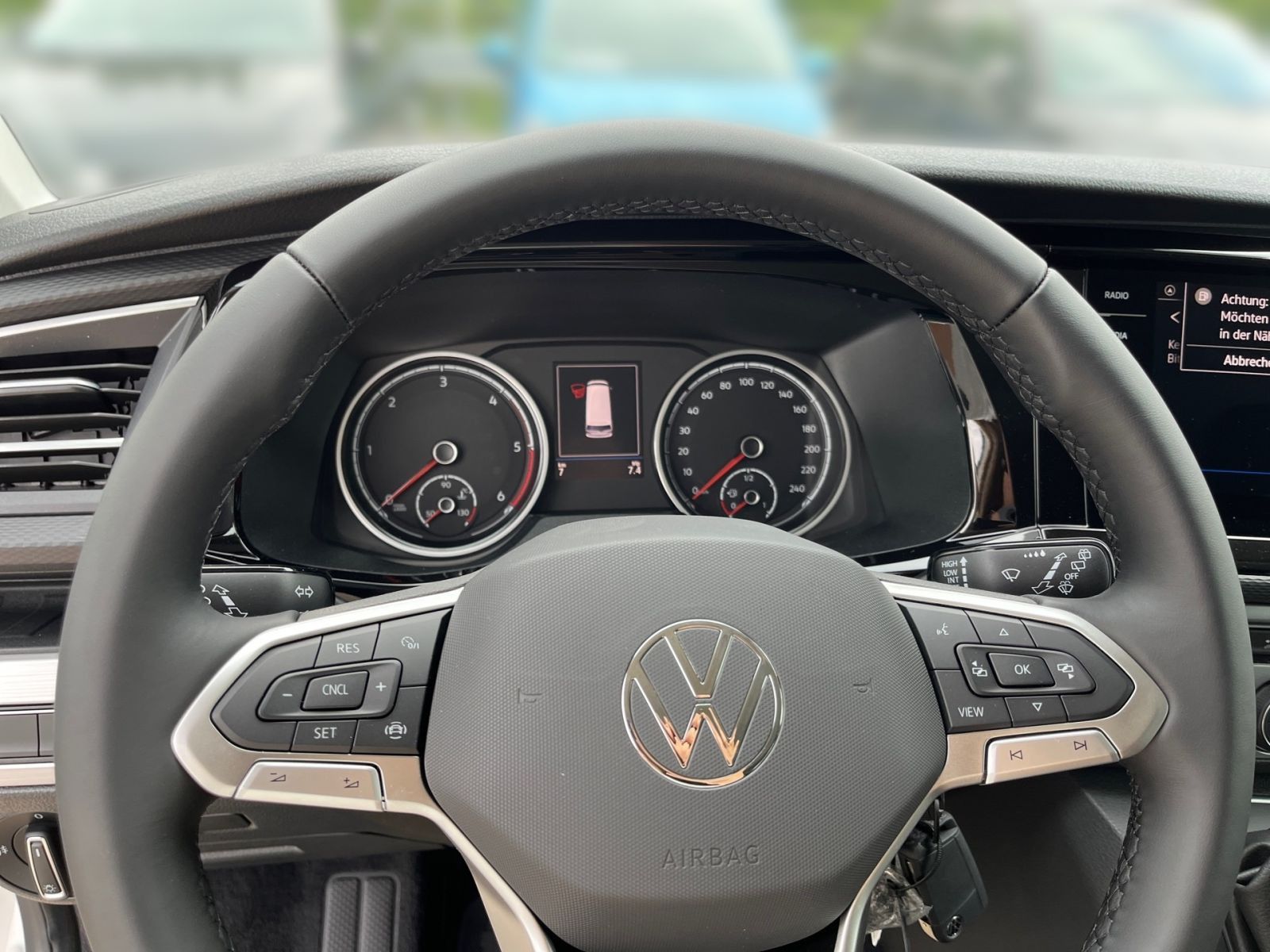 Fahrzeugabbildung Volkswagen T6.1 Multivan Comfortline 2.0 TDI SCR 4MOTION DS