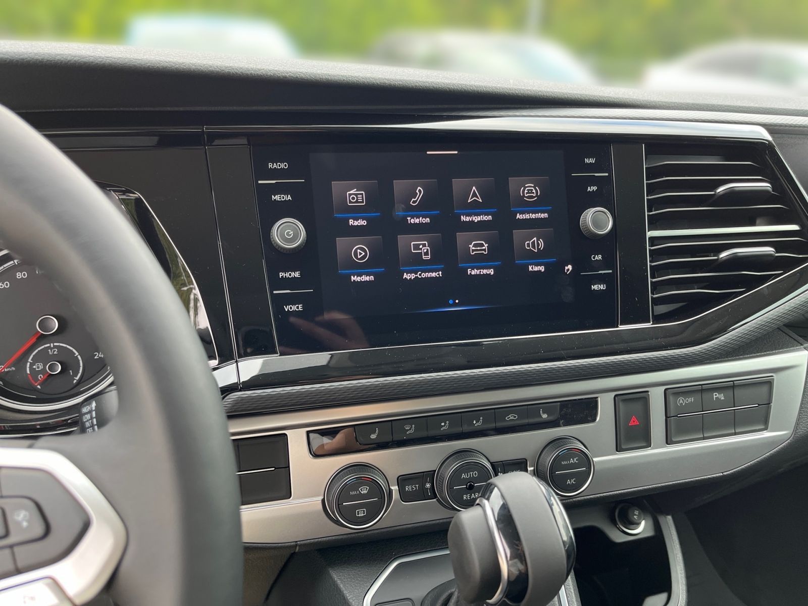 Fahrzeugabbildung Volkswagen T6.1 Multivan Comfortline 2.0 TDI SCR 4MOTION DS