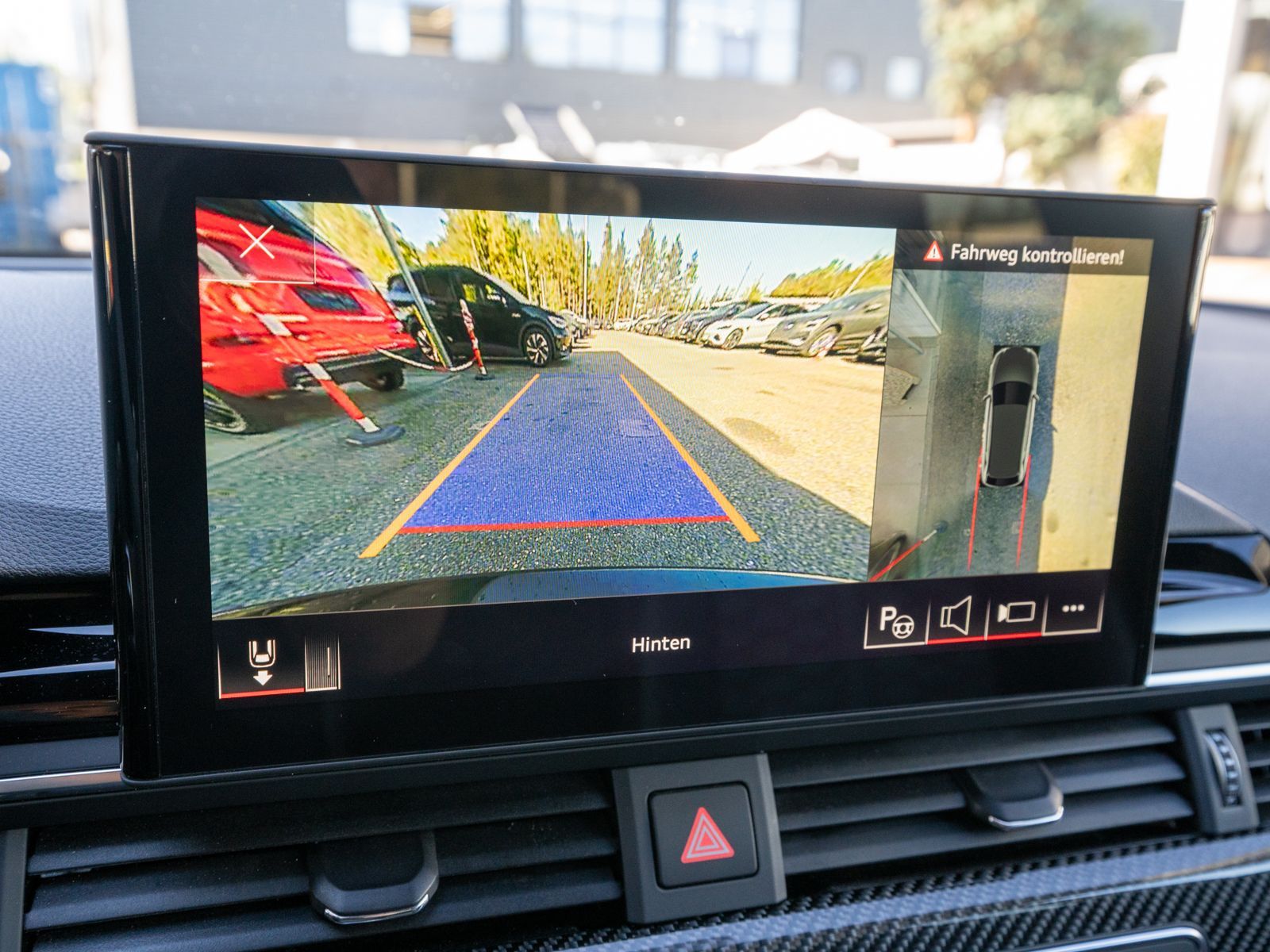 Fahrzeugabbildung Audi RS 4 Avant tiptronic 360° PANO B&O RS-AGA 280kmh