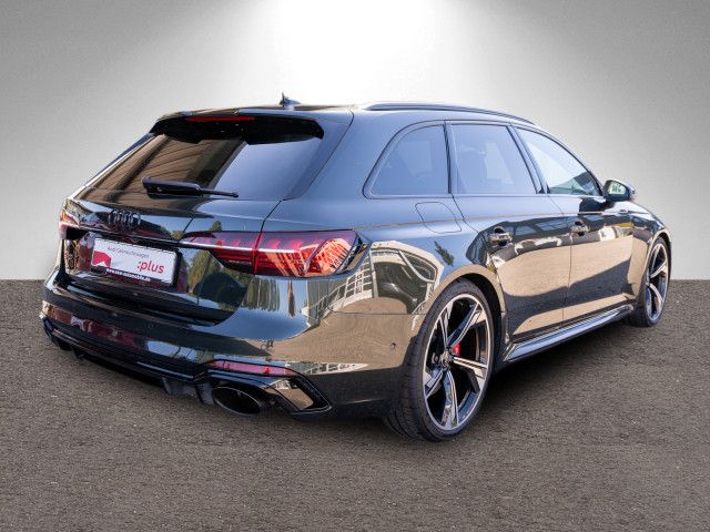 Fahrzeugabbildung Audi RS 4 Avant tiptronic 360° PANO B&O RS-AGA 280kmh