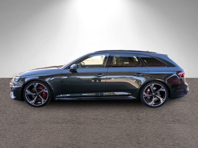 Fahrzeugabbildung Audi RS 4 Avant tiptronic 360° PANO B&O RS-AGA 280kmh