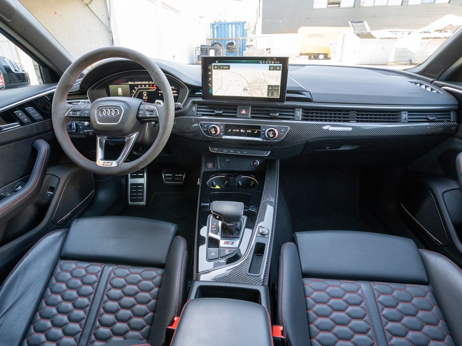 Fahrzeugabbildung Audi RS 4 Avant tiptronic 360° PANO B&O RS-AGA 280kmh