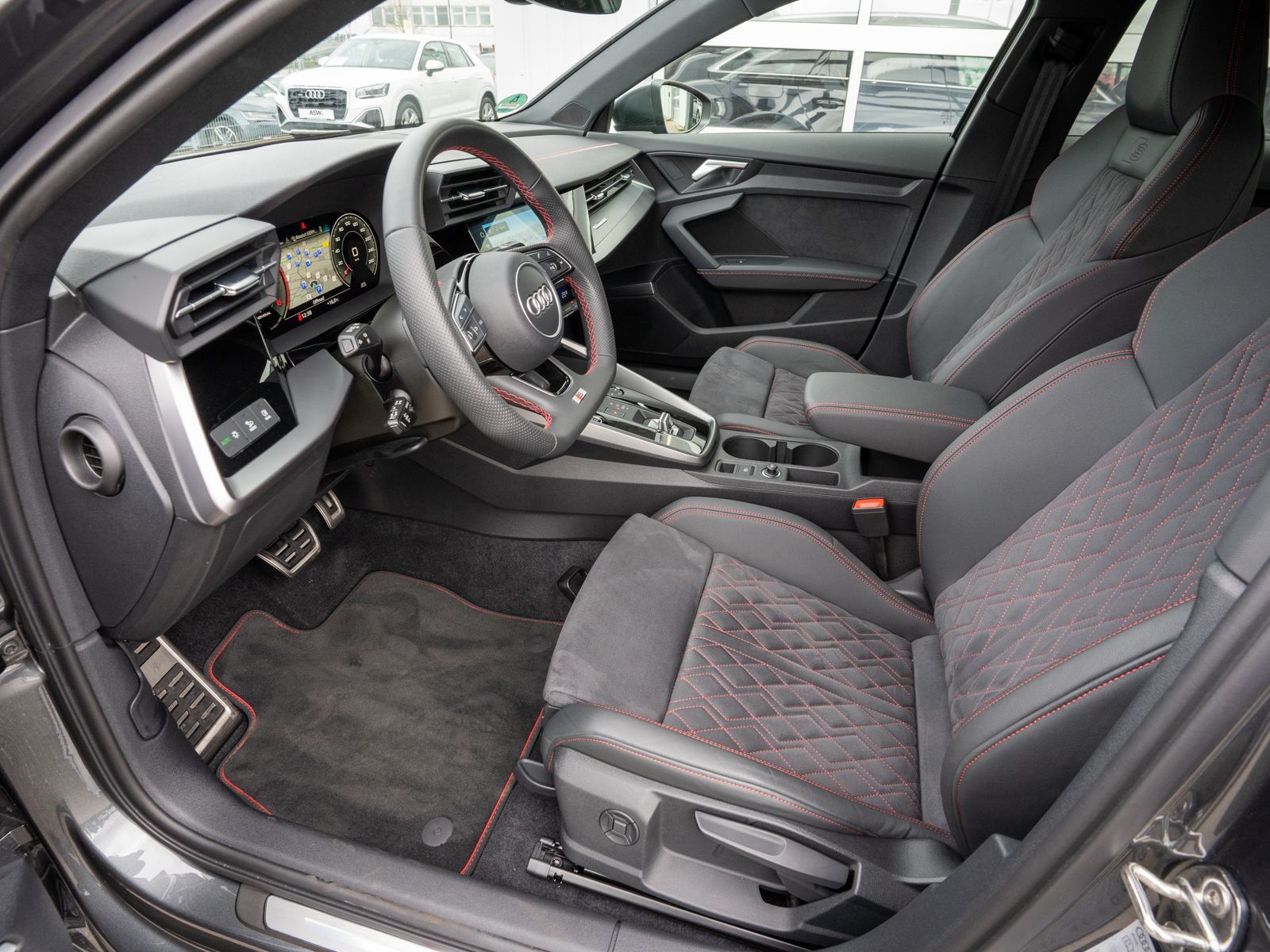 Fahrzeugabbildung Audi A3 Limousine S line 35 TDI S tronic LED B&O AHK