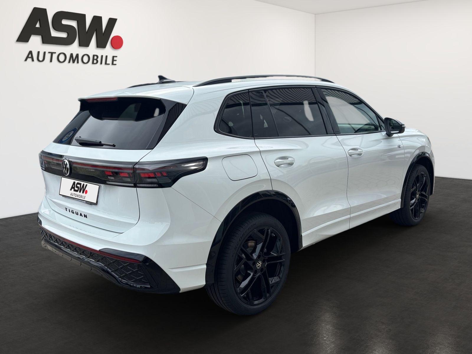 Fahrzeugabbildung Volkswagen Tiguan R-Line 2.0 TDI 4M DSG Head-Up 360°-Kamera