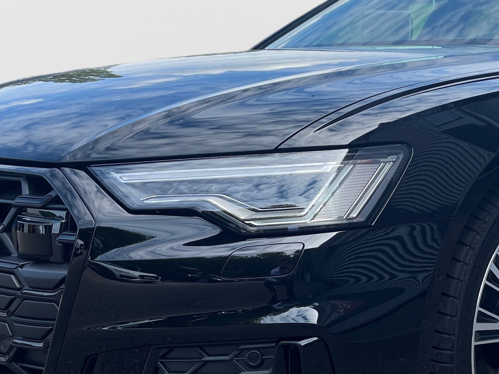 Fahrzeugabbildung Audi A6 Avant S line 50 TDI quattro 210(286) kW(PS) t