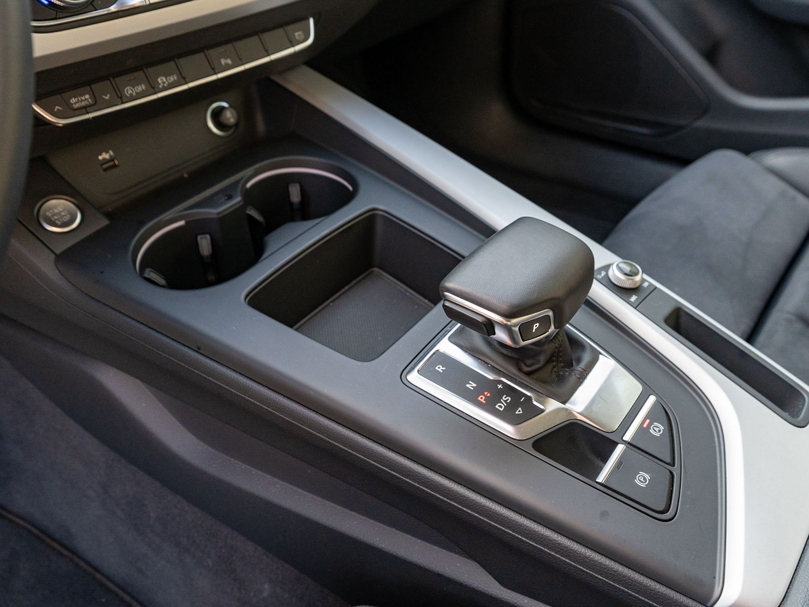 Fahrzeugabbildung Audi A5 Sportback Sline 40TDI quattro Navi Matrix AHK