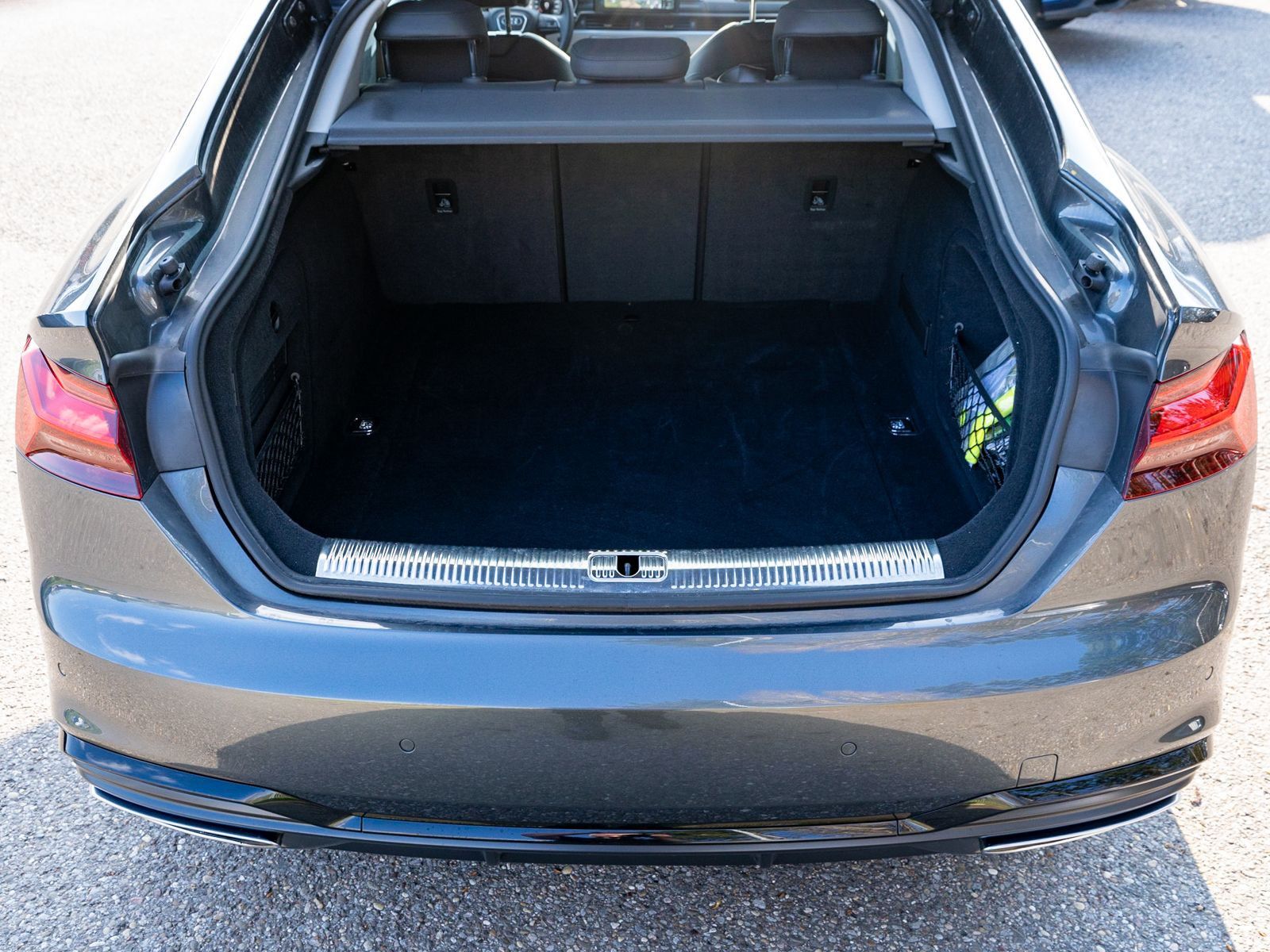 Fahrzeugabbildung Audi A5 Sportback Sline 40TDI quattro Navi Matrix AHK