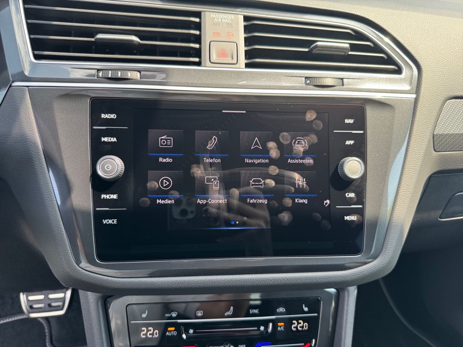 Fahrzeugabbildung Volkswagen Tiguan Allspace R-Line 2.0 TDI SCR 4MOTION 147kW