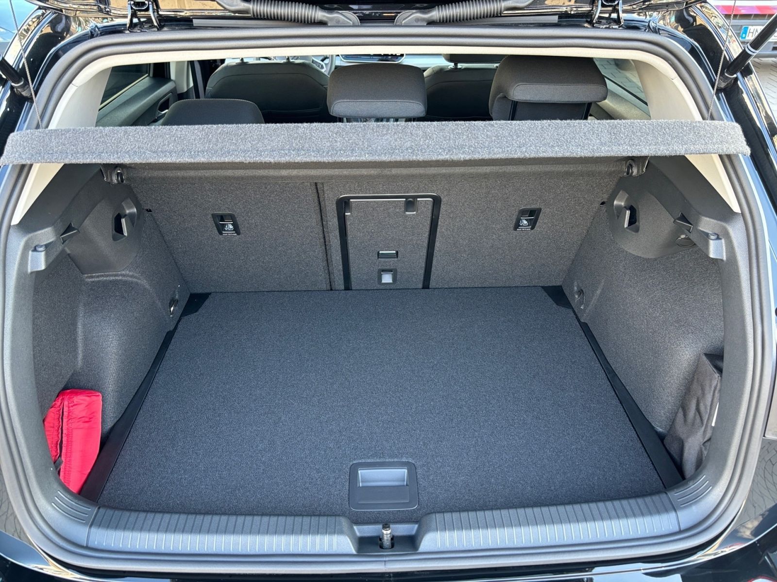 Fahrzeugabbildung Volkswagen Golf Life 1.5 TSI OPF 85 kW (116 PS)