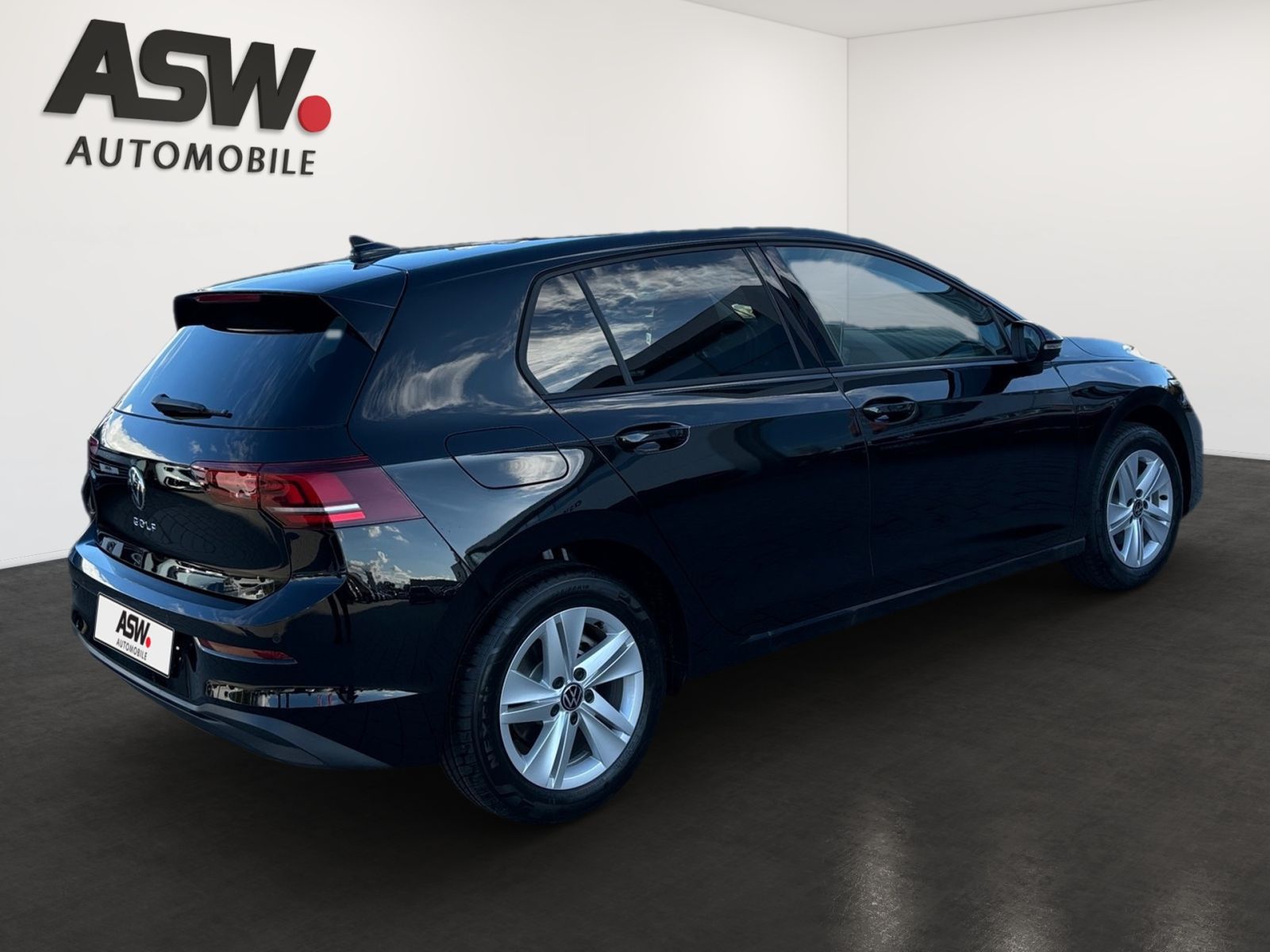 Fahrzeugabbildung Volkswagen Golf Life 1.5 TSI OPF 85 kW (116 PS)