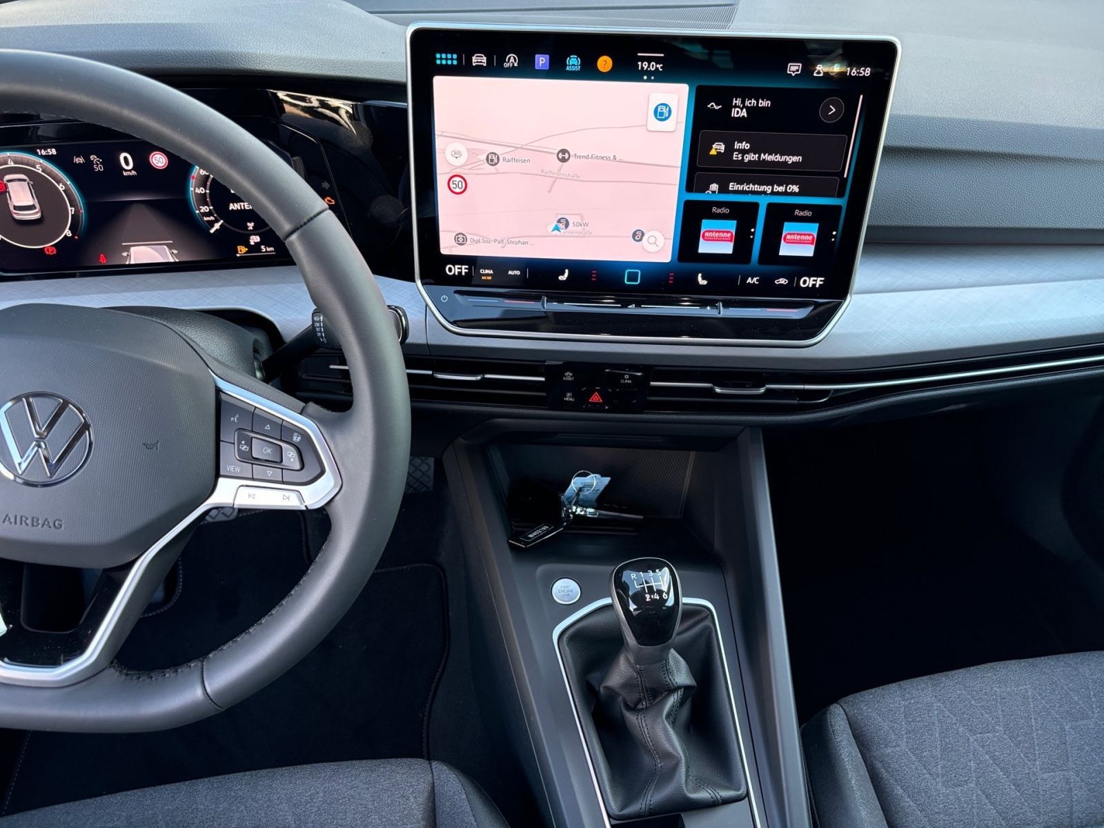 Fahrzeugabbildung Volkswagen Golf Life 1.5 TSI OPF 85 kW (116 PS)