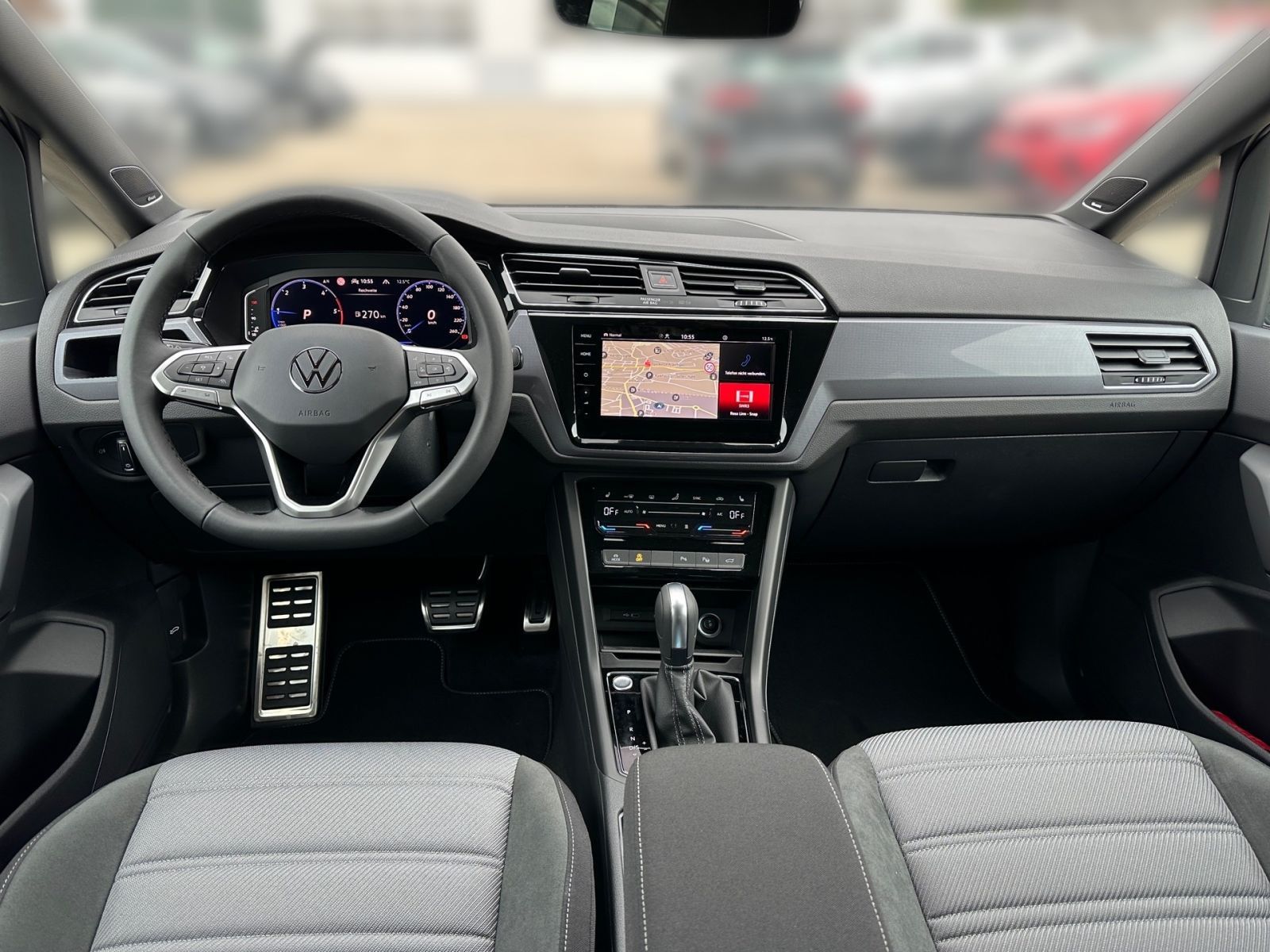 Fahrzeugabbildung Volkswagen Touran Highline 2,0 l TDI SCR 150PS ACC NAVI RFK