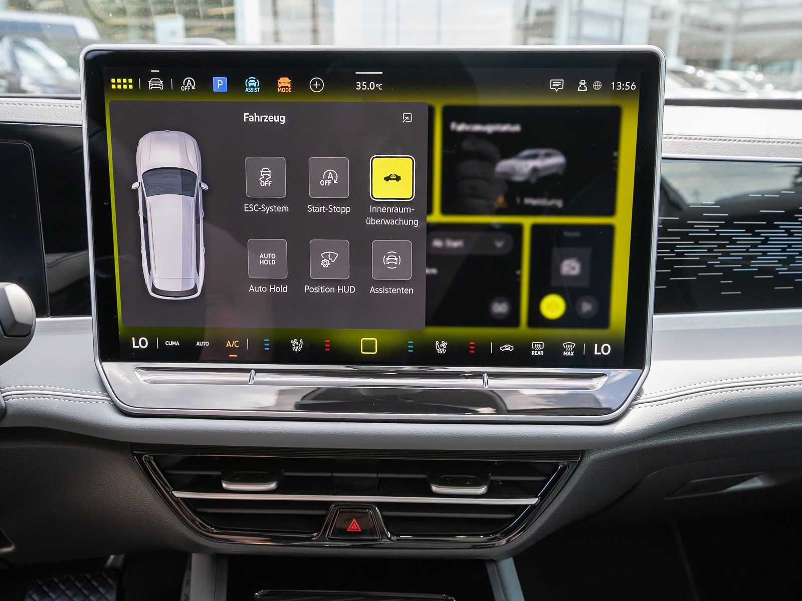 Fahrzeugabbildung Volkswagen Passat Variant Elegance 2.0 TDI DSG LED AHK PANO
