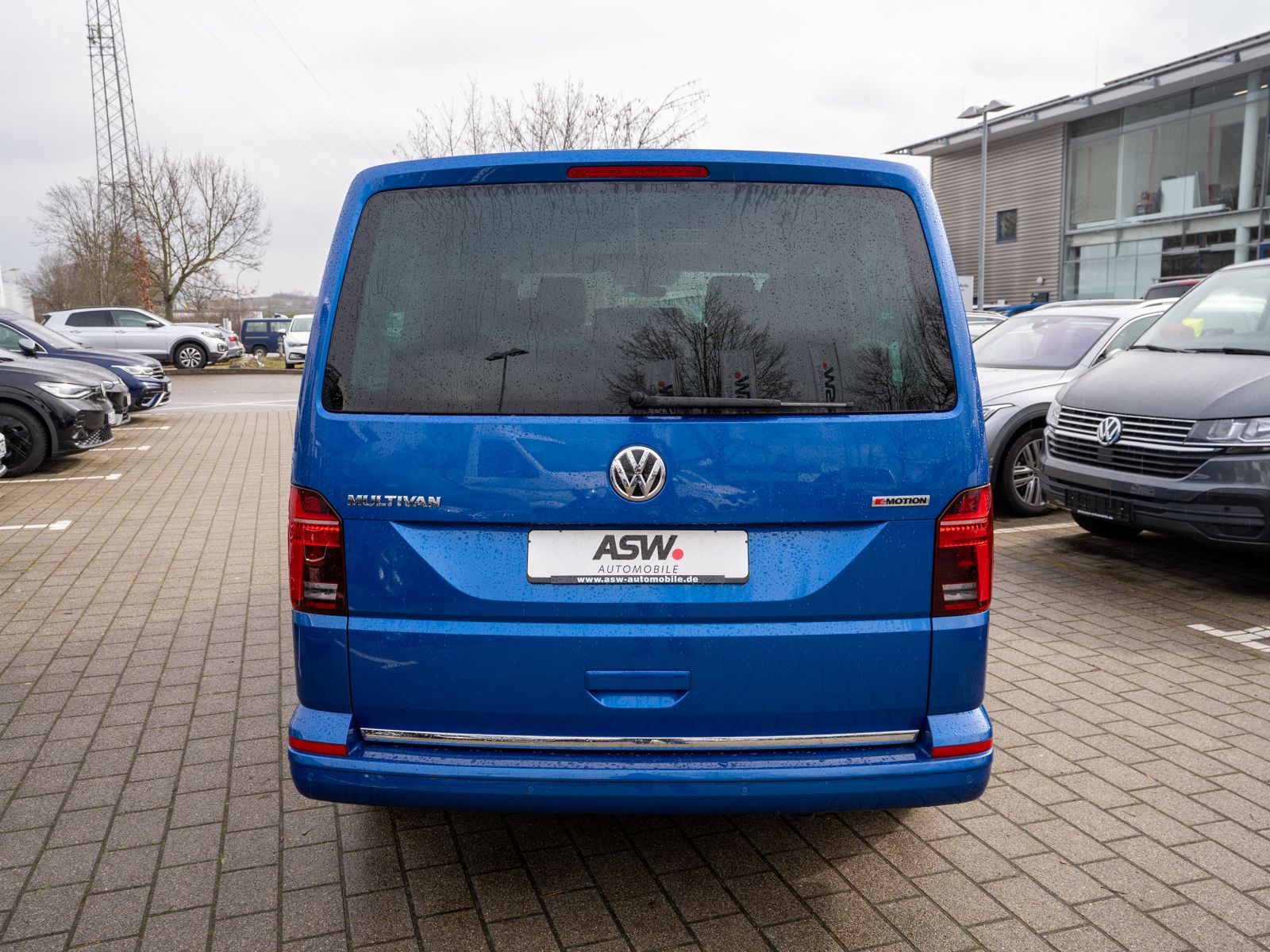 Fahrzeugabbildung Volkswagen T6.1 Multivan Highline 4M 2.0 TDI DSG LEDER ACC