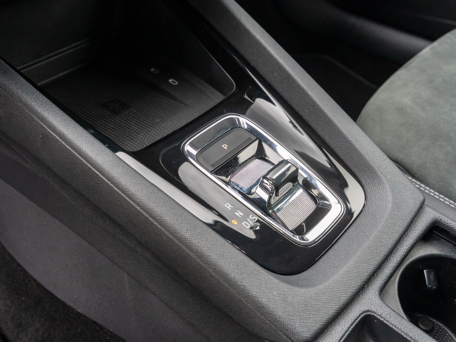 Fahrzeugabbildung SKODA Octavia Combi Style 2.0 TDI LED NAVI Head-up ACC