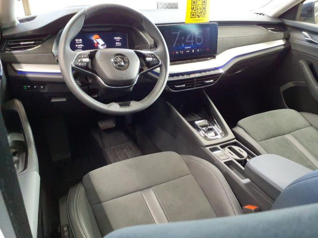 Fahrzeugabbildung SKODA Octavia Combi Style 2.0 TDI LED NAVI Head-up ACC