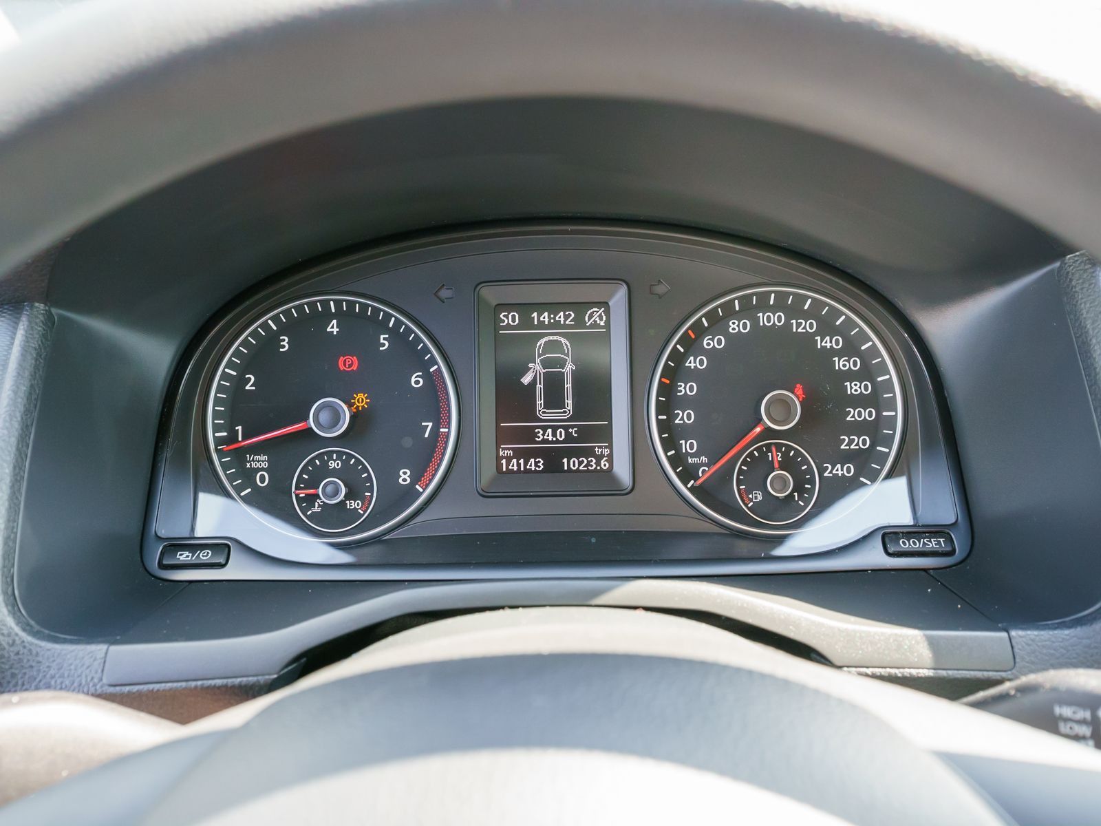 Fahrzeugabbildung Volkswagen Caddy Kombi 5-Sitzer 1.4 TSI Klima GRA Bluetooth