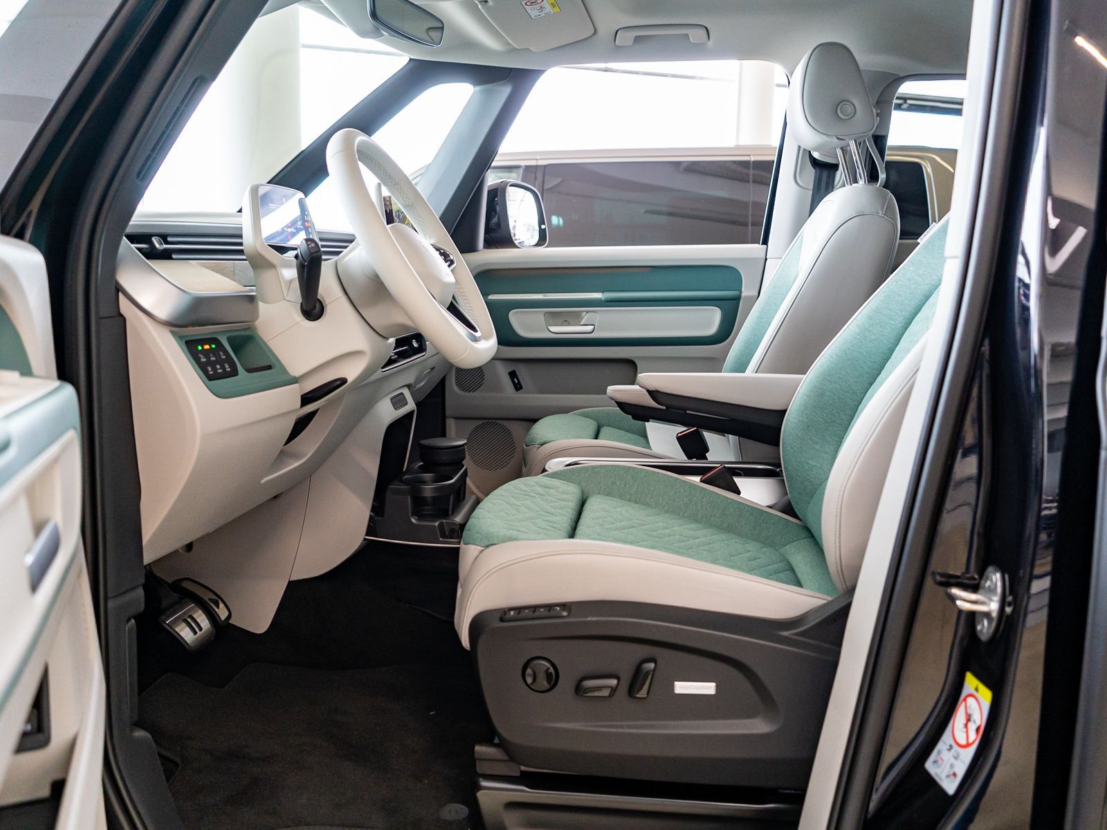 Fahrzeugabbildung Volkswagen ID.Buzz Pro 150 kW (204 PS)