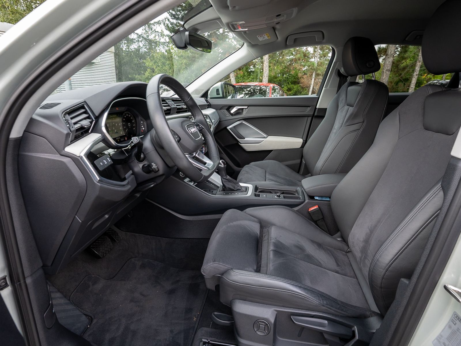 Fahrzeugabbildung Audi Q3 Sportback TFSI e S line 45 Stron Navi LED AHK
