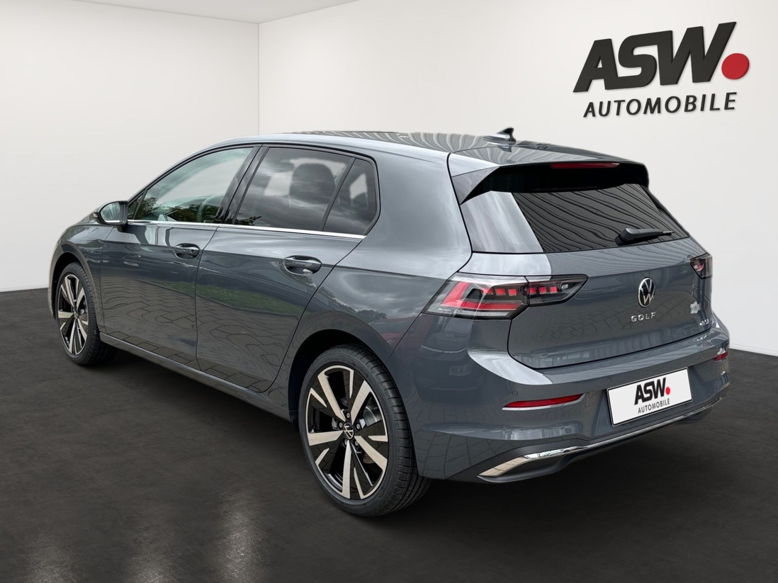 Fahrzeugabbildung Volkswagen Golf Style 1.5 eTSI OPF DSG | *Standheizung*