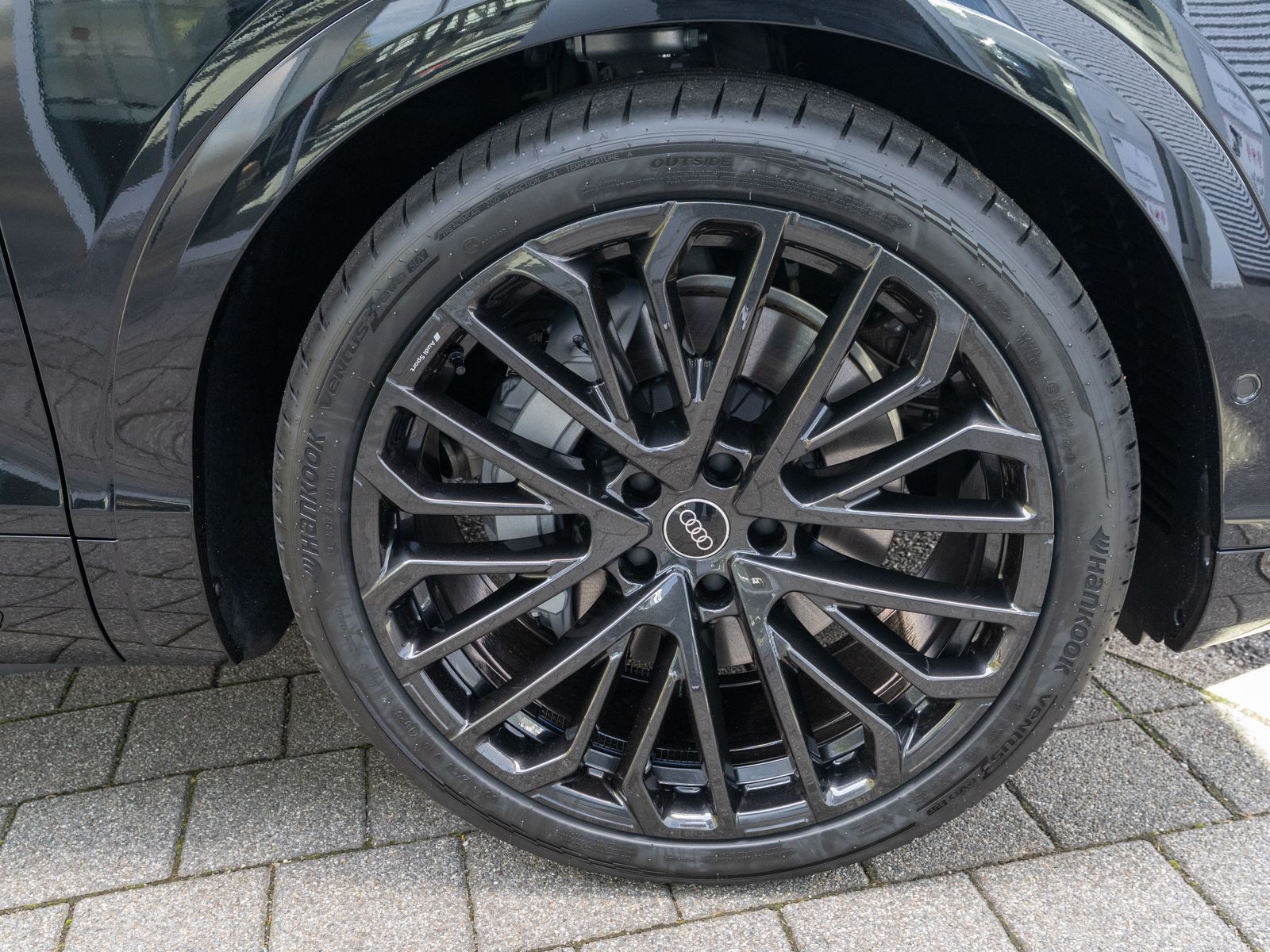 Fahrzeugabbildung Audi Q7 TDI quattro S line Panoramadach Stdhzg AHK