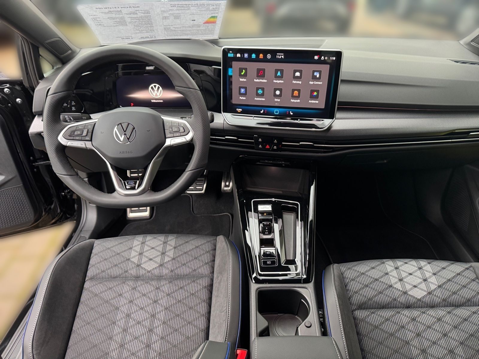 Fahrzeugabbildung Volkswagen Golf R-Line 1.5 eTSI 110 kW (150 PS) DSG | *AHK*