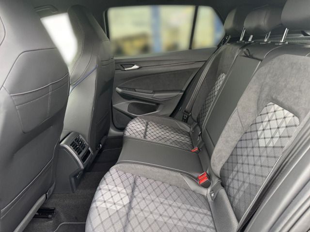Fahrzeugabbildung Volkswagen Golf R-Line 1.5 eTSI 110 kW (150 PS) DSG | *AHK*