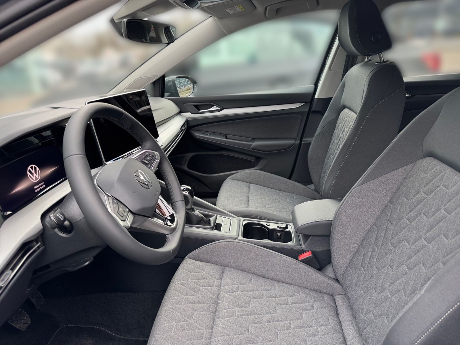 Fahrzeugabbildung Volkswagen Golf Variant Life 1.5 TSI 85 kW (116 PS) 6-Gang