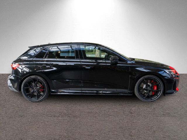 Fahrzeugabbildung Audi RS 3 Sportback Head-Up-Display 360° Kamera PANO