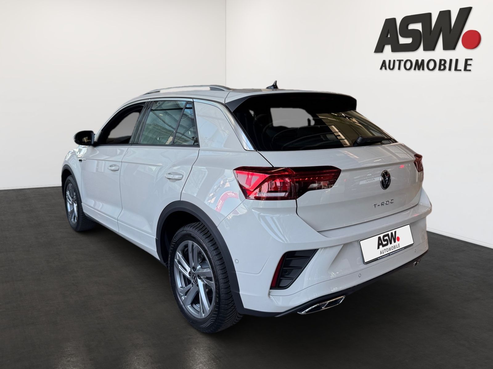 Fahrzeugabbildung Volkswagen T-Roc R-Line 1.5 TSI DSG *Ganzjahresreifen*
