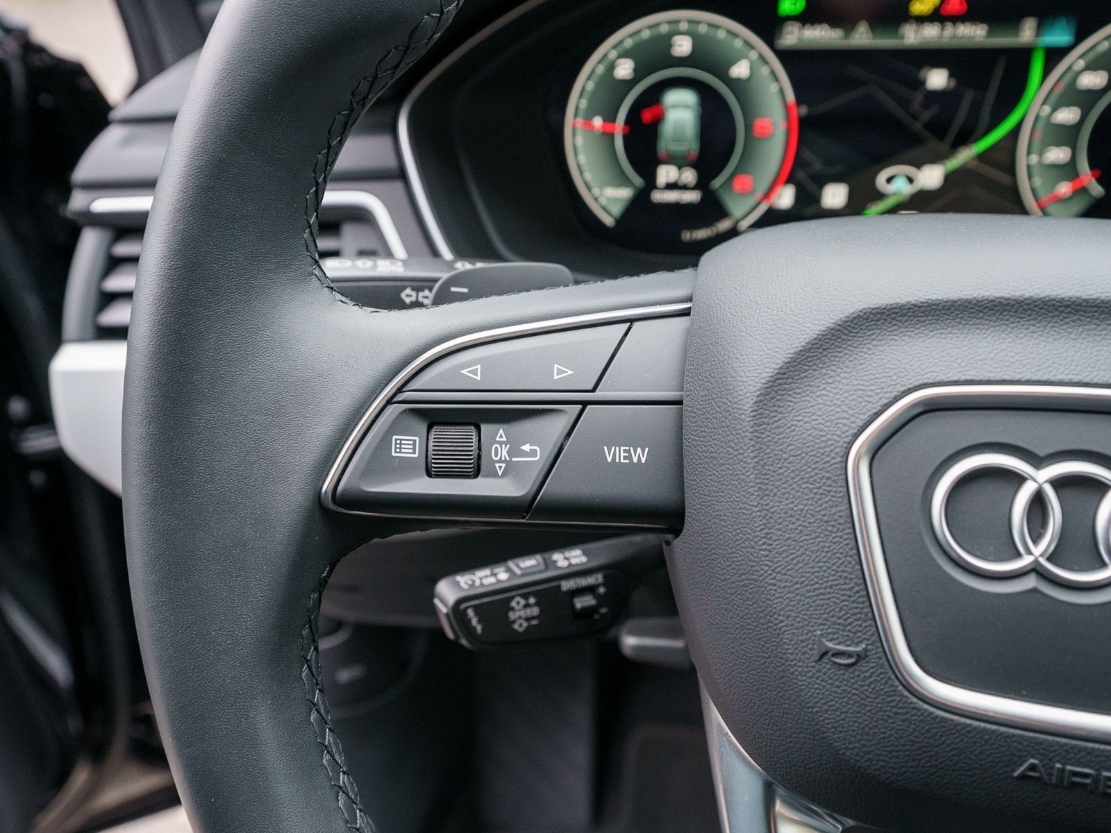 Fahrzeugabbildung Audi A4 Avant S line 40TDI quattro Nav LED RFK ACC VC