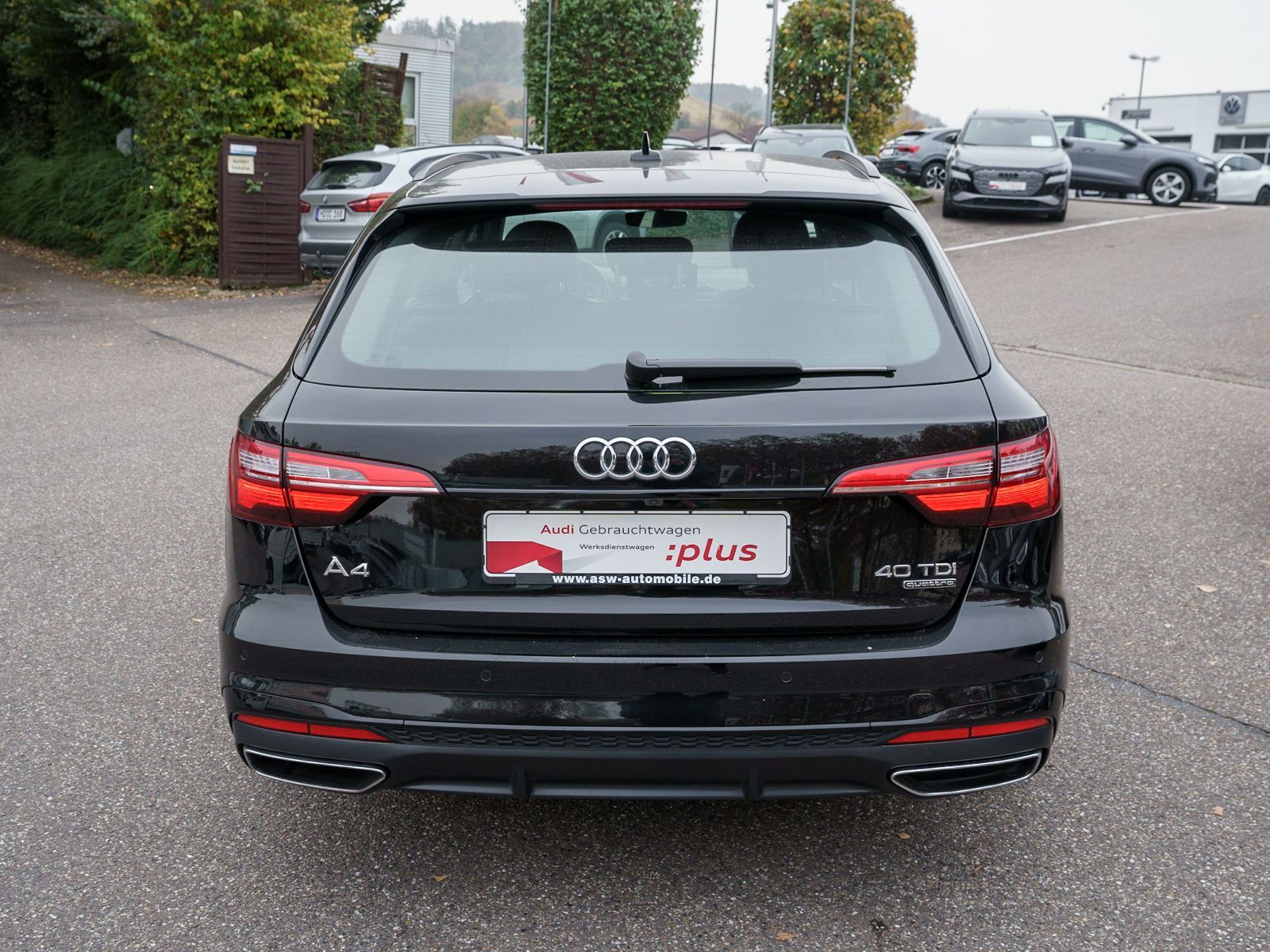 Fahrzeugabbildung Audi A4 Avant S line 40TDI quattro Nav LED RFK ACC VC