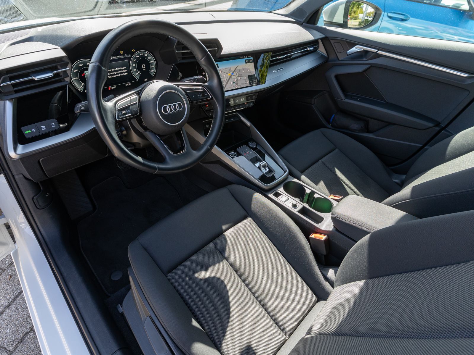 Fahrzeugabbildung Audi A3 Sportback 40 TFSI e Stronic LED Navi SHZ RFK