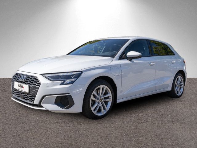 Fahrzeugabbildung Audi A3 Sportback 40 TFSI e Stronic LED Navi SHZ RFK