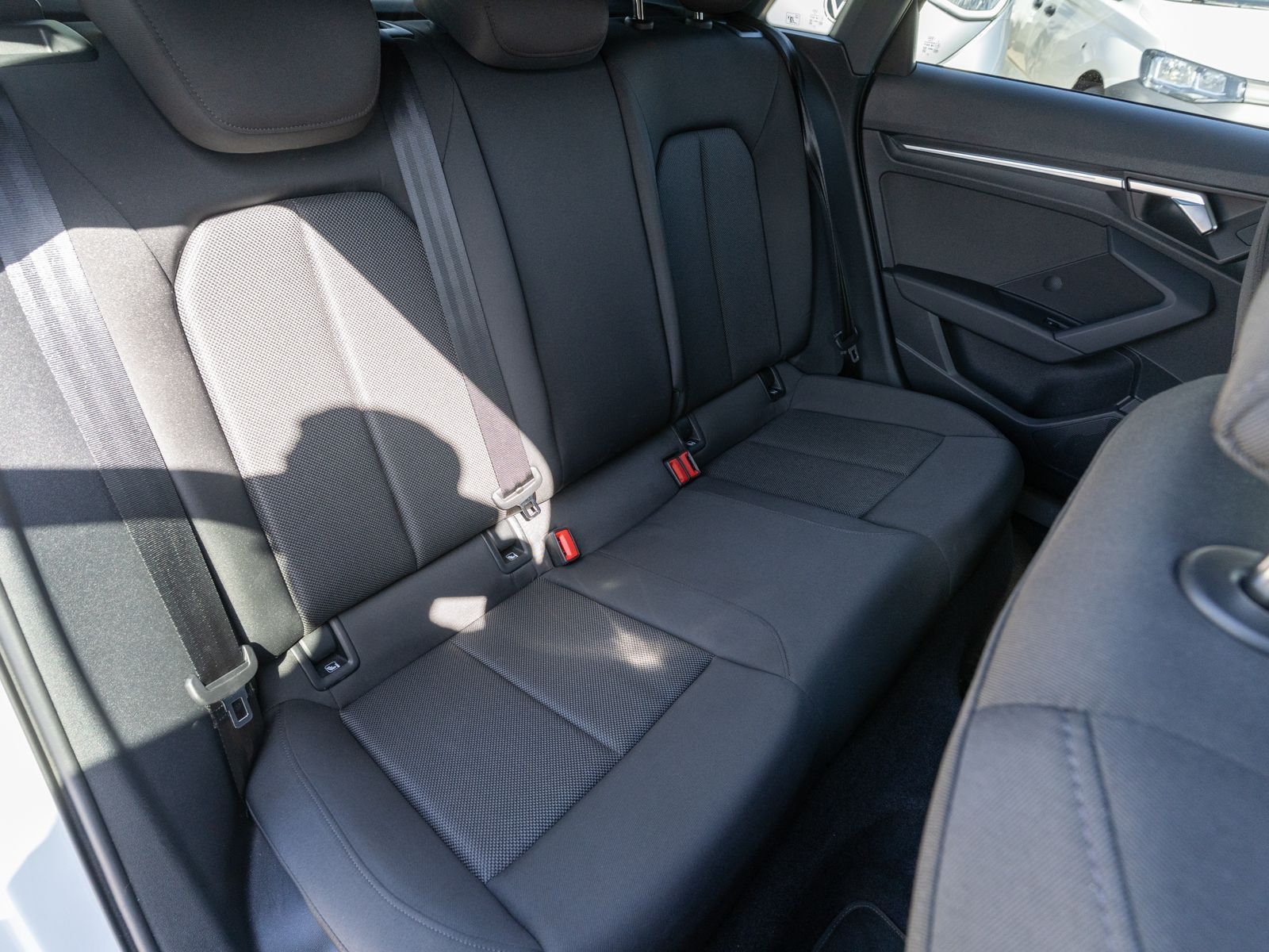 Fahrzeugabbildung Audi A3 Sportback 40 TFSI e Stronic LED Navi SHZ RFK