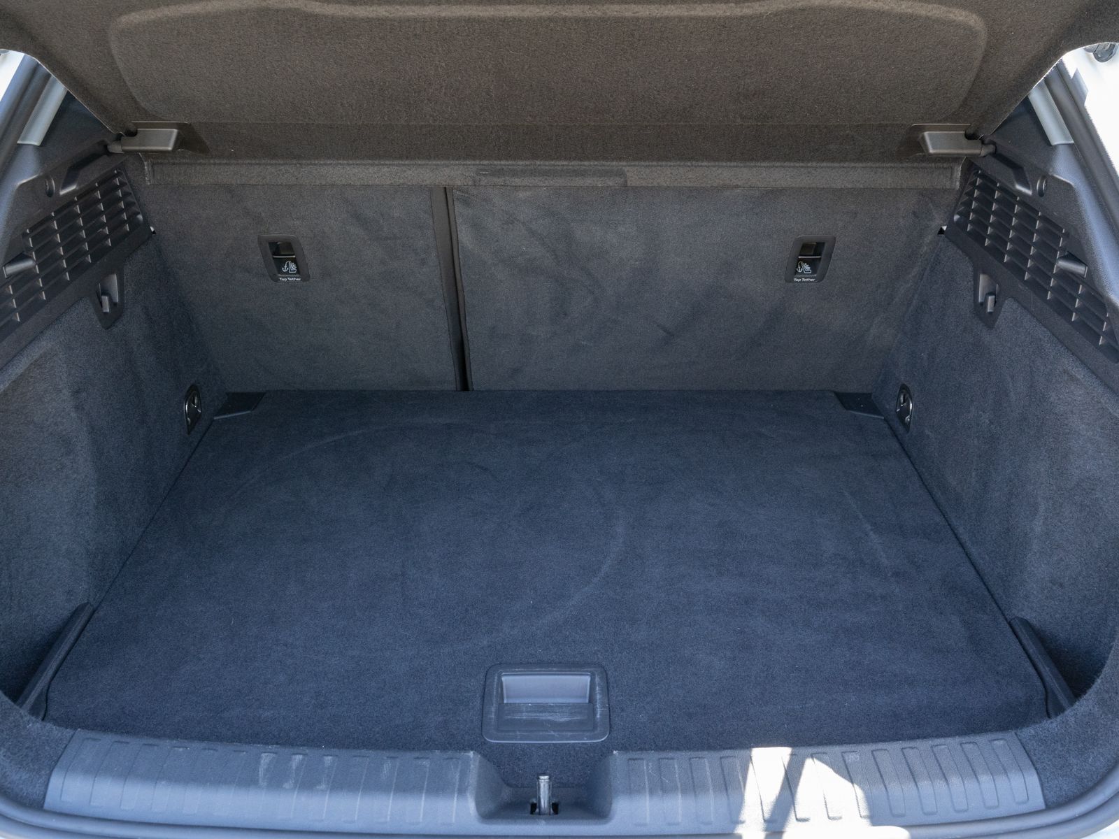 Fahrzeugabbildung Audi A3 Sportback 40 TFSI e Stronic LED Navi SHZ RFK
