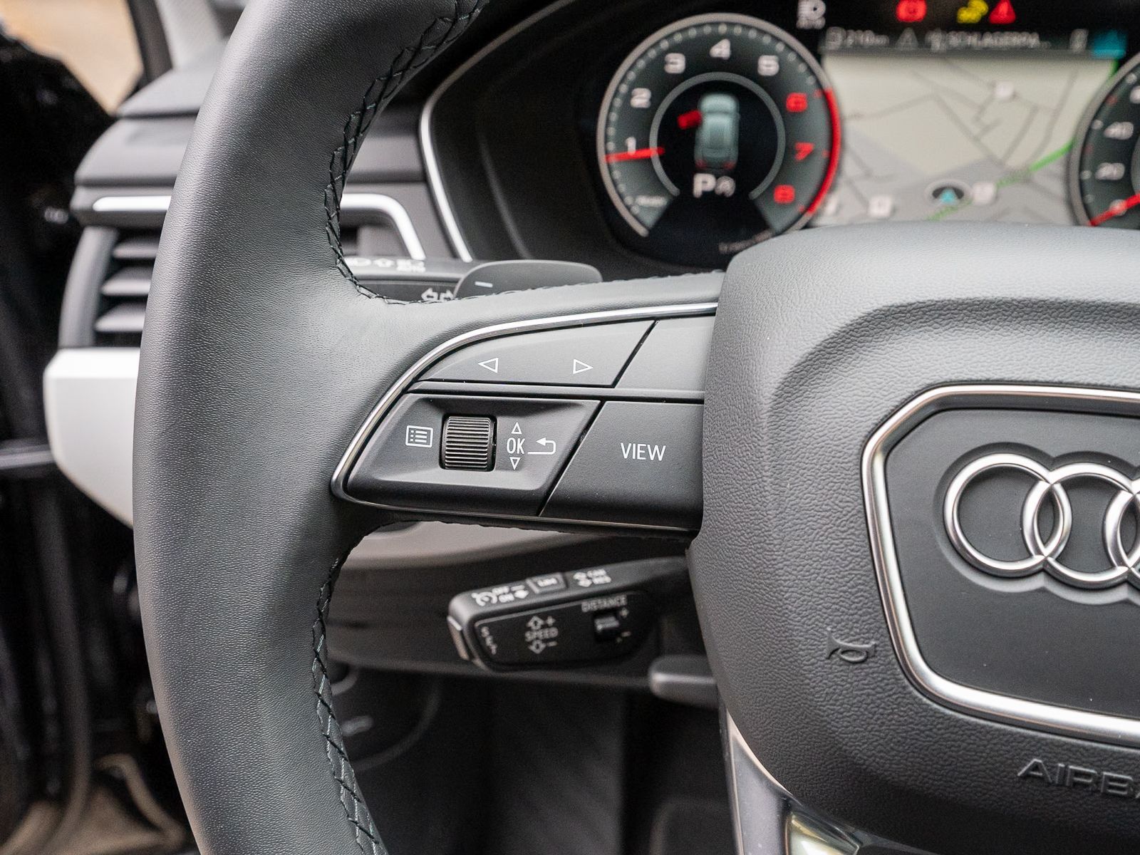 Fahrzeugabbildung Audi A4 Avant Advanced 35TFSI Stroni Navi LED RFK ACC