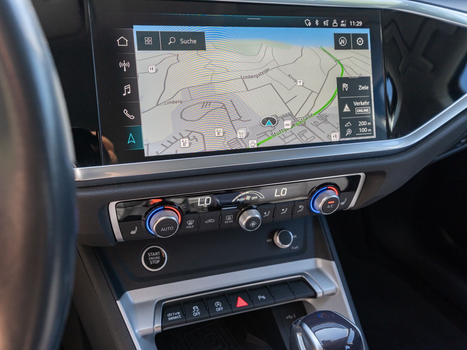 Fahrzeugabbildung Audi Q3 Sportback S line 40TDI quattro NAVI LED RFK