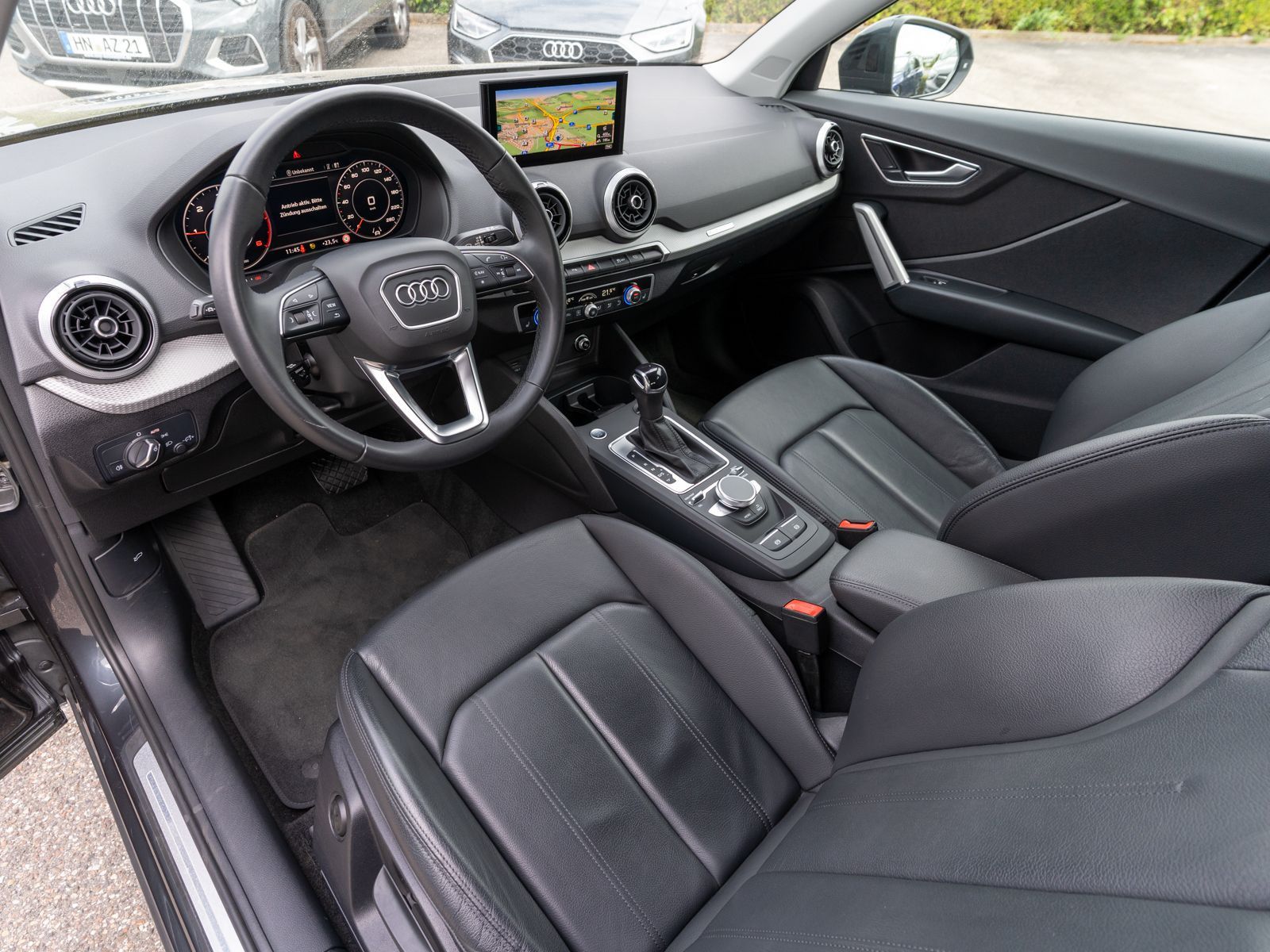 Fahrzeugabbildung Audi Q2 Advanced 35TDI quattro Stronic LED RFK SHZ VC